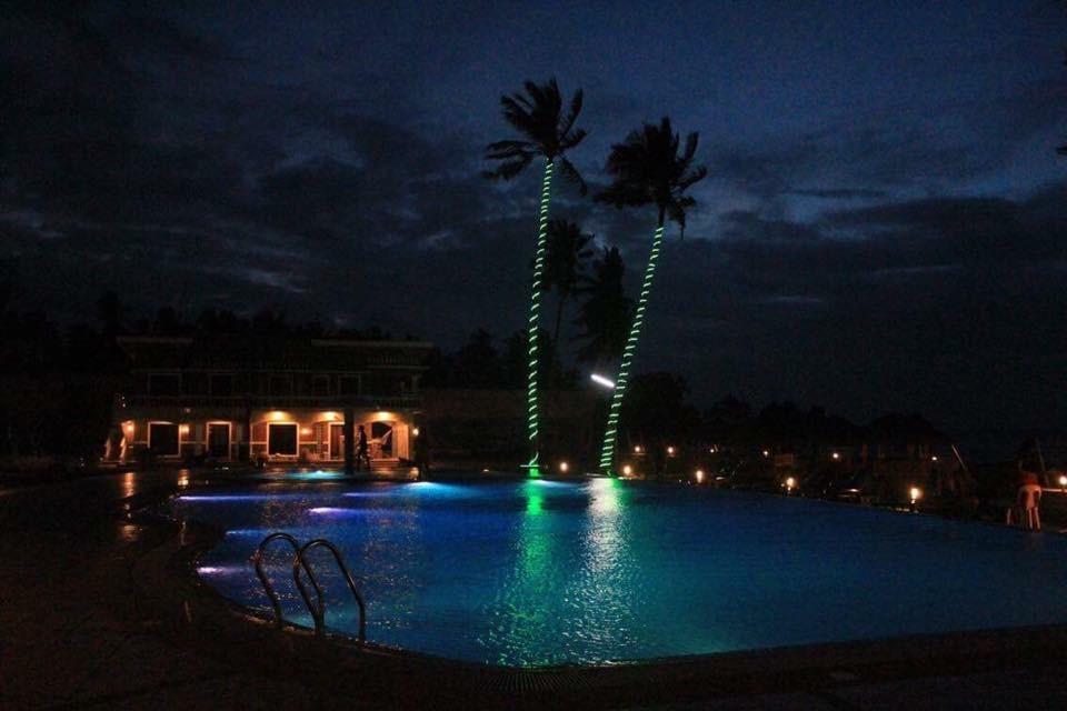 Lagoon Beach Resort Gitagun Dış mekan fotoğraf